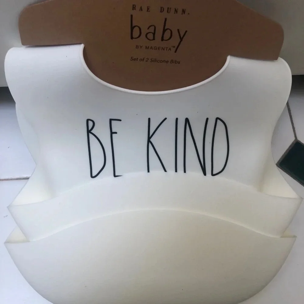NWT RAE DUNN SILICONE BABY BIBS